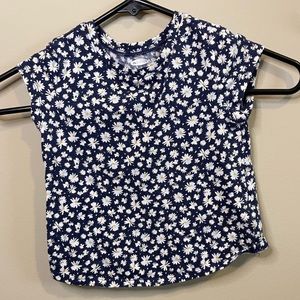 Old Navy girls top.  Gently used, like new.  Size 2T.